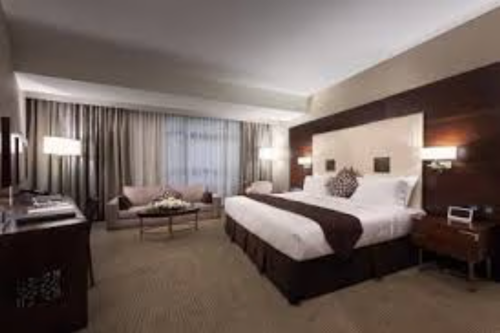 Superior Room with One King Bed