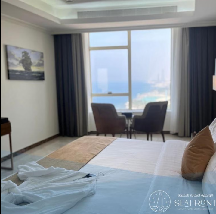 Superior Room with One King Bed